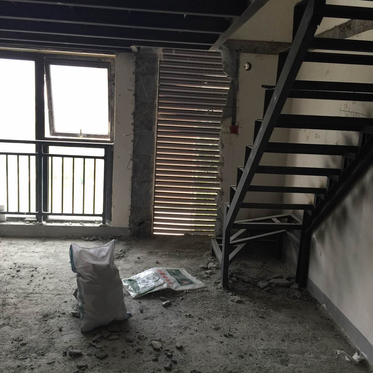 鋼結(jié)構(gòu)施工